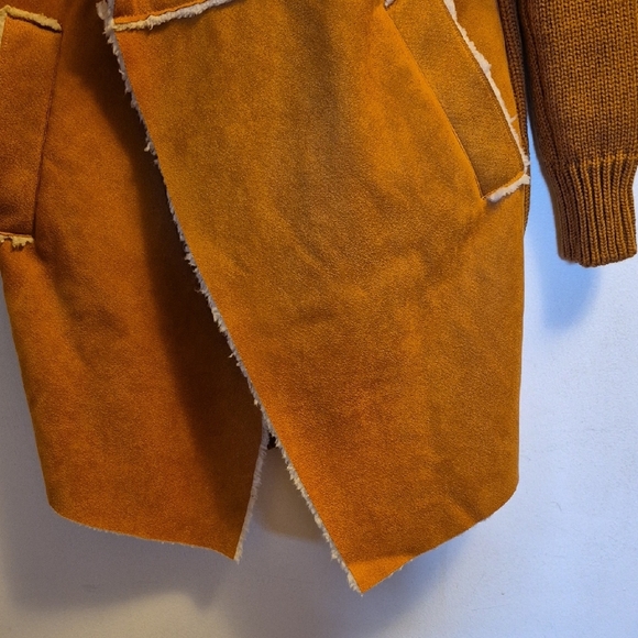 VENUS Tan and Cream Teddy Jacket - Picture 5 of 8